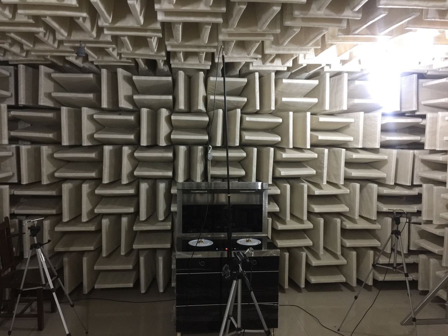 集成灶噪声检测